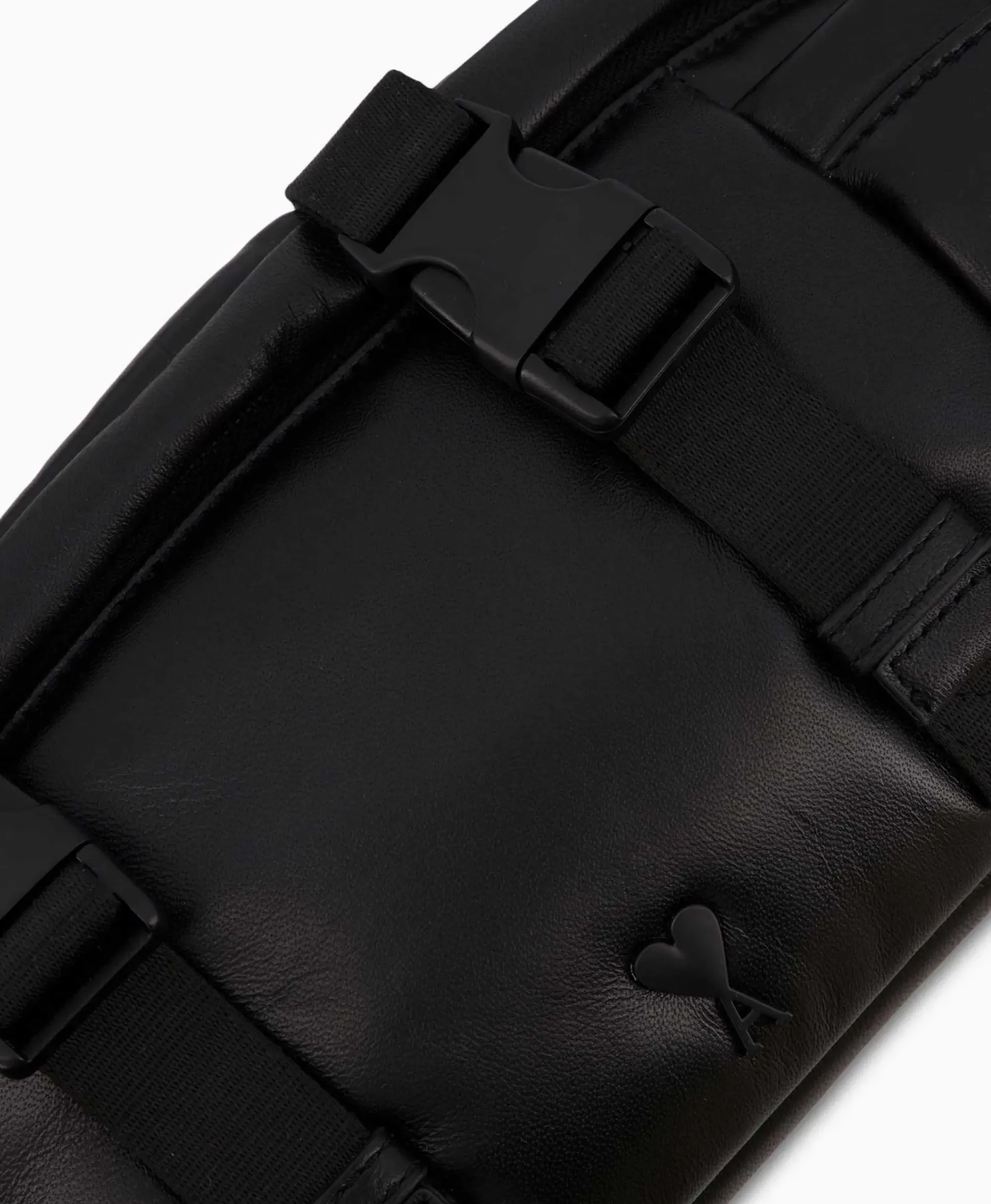 Tassen^Ami Paris Tas Ami De Coeur Bum Zwart