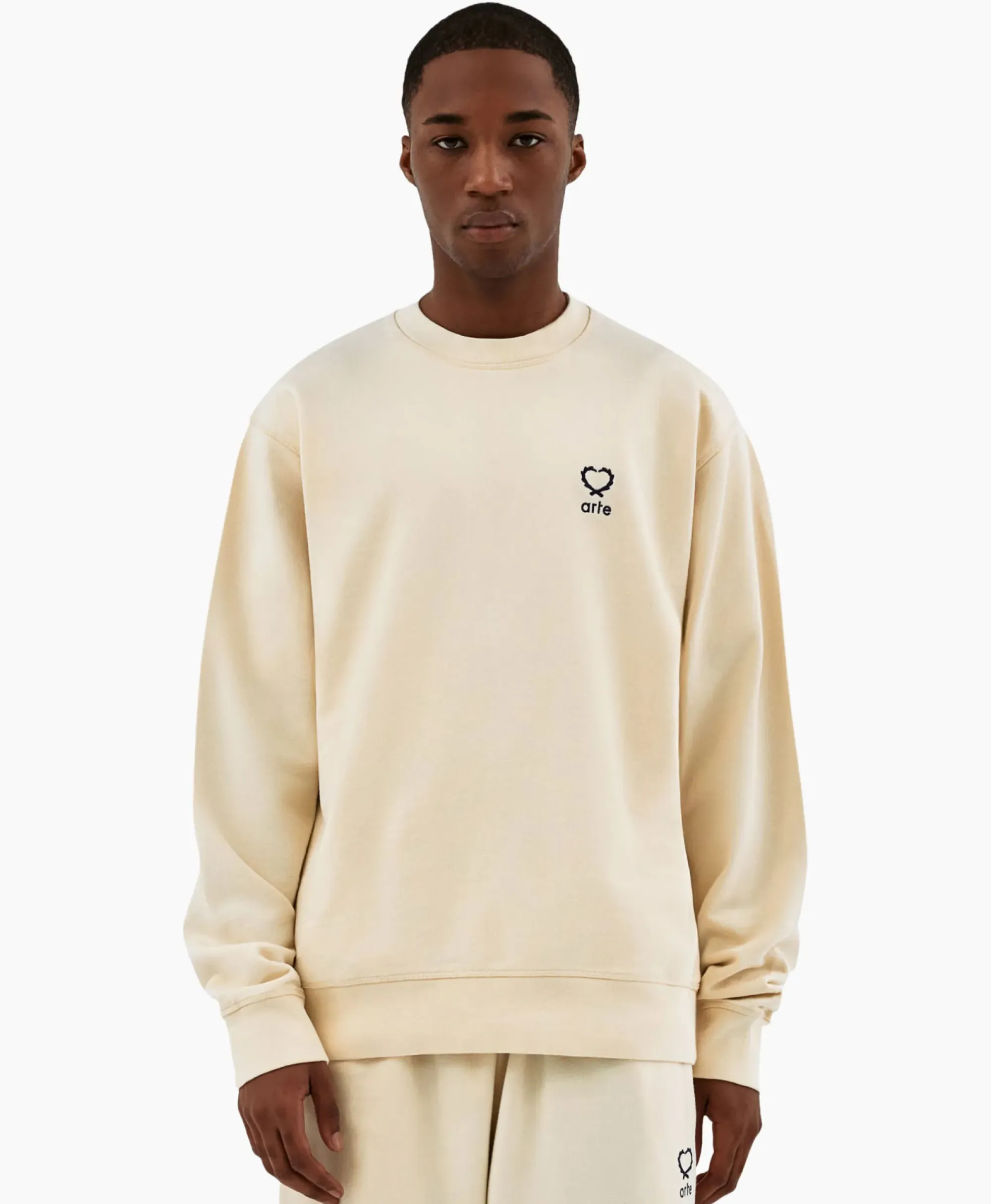 Truien^Arte Antwerp Sweater Hearts Leaves Arte Logo Chest Off White