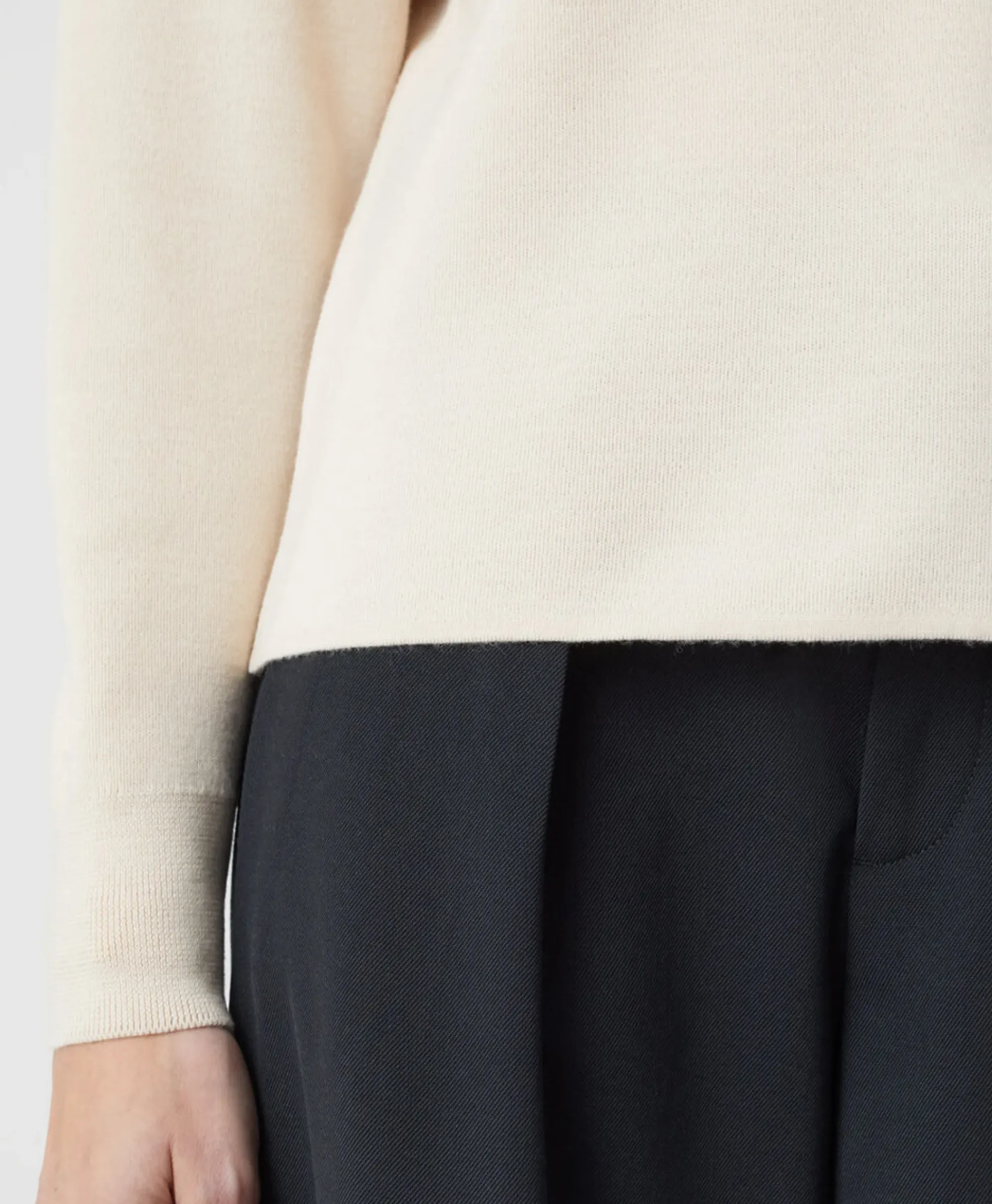 Truien^Closed Pullover Crew Neck Henley Beige