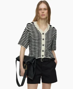 Vesten^Closed Vest V Short Sleeve Zwart