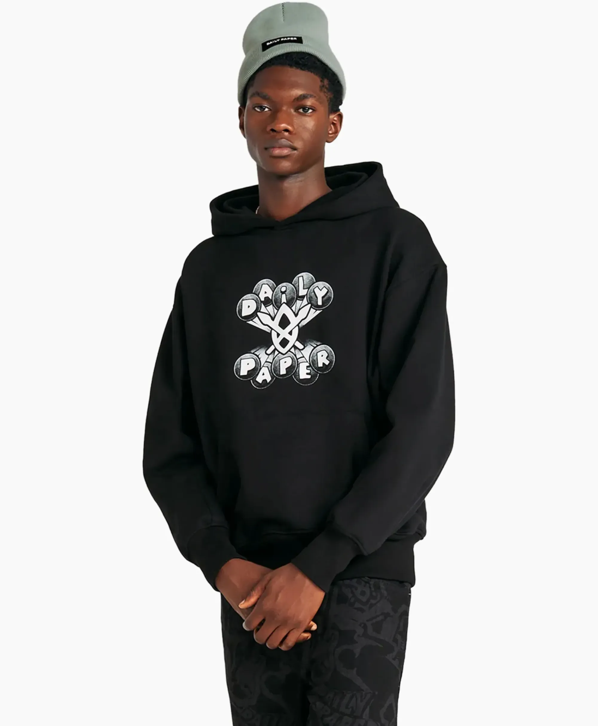Truien^Daily Paper Hoodie Omar Zwart