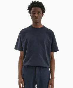 T-Shirts^Flâneur Flaneur T-Shirt Korte Mouw Atelier Sleeve Amblem Donker Blauw