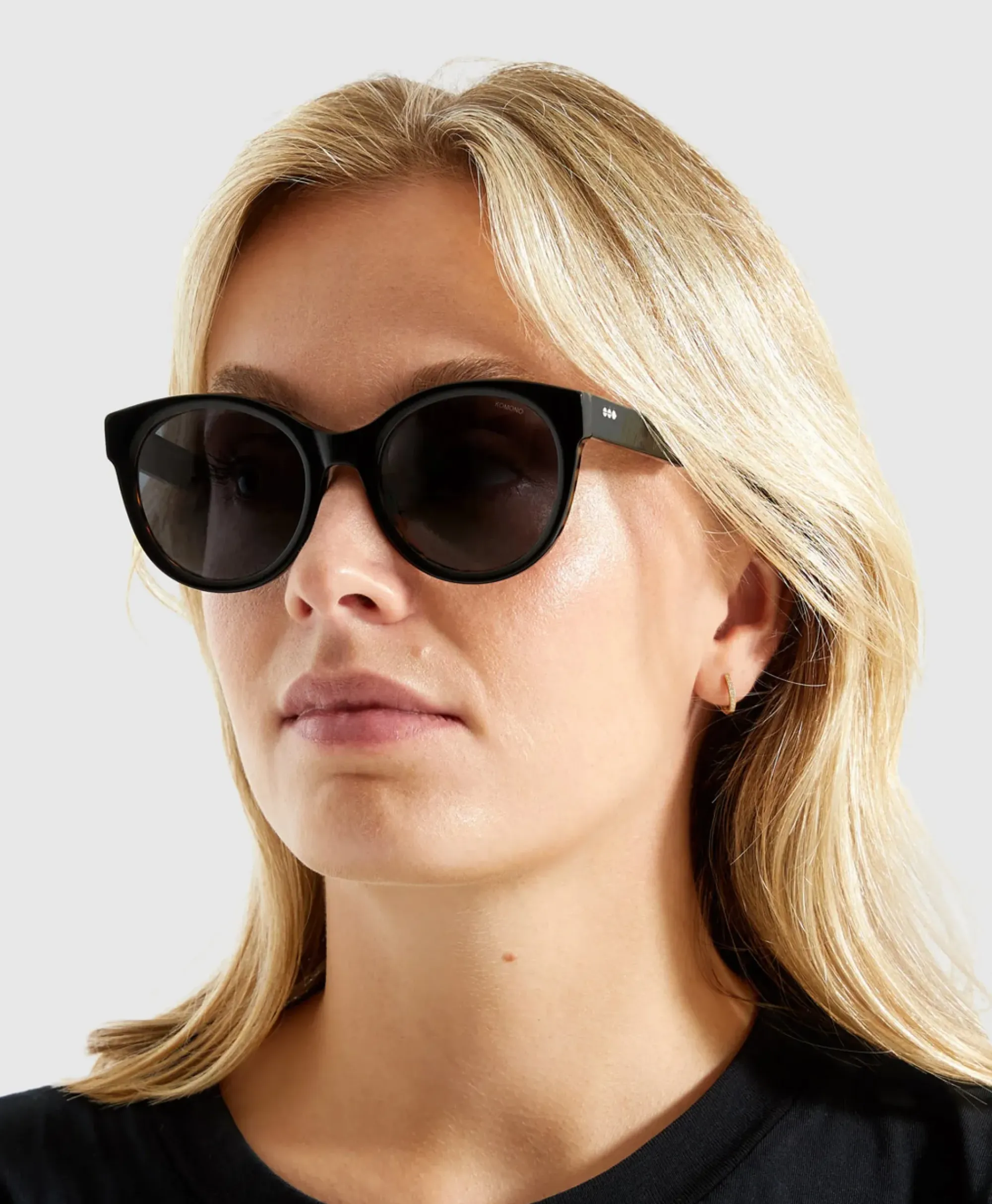 Zonnebrillen^Komono Zonnebril Jade Black Tortoise Zwart