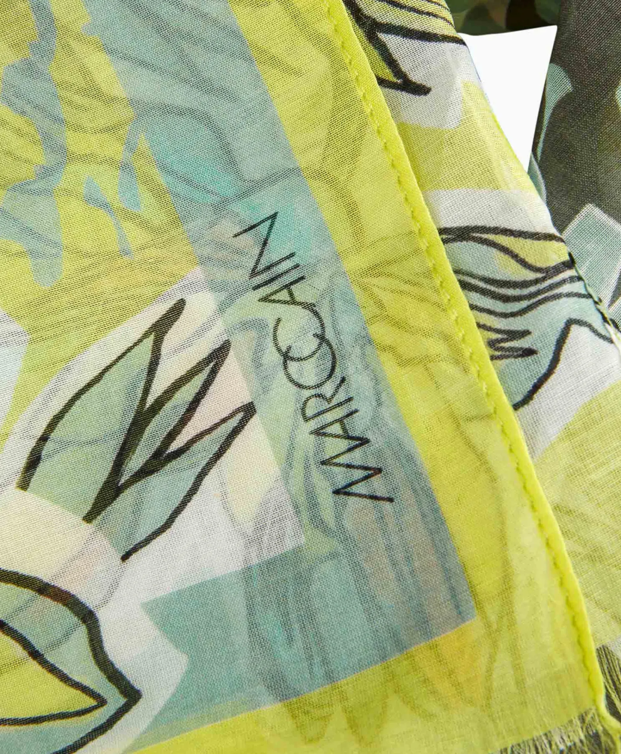 Sjaals^Marccain Sport Shawl Ws B4.07 Z14 E