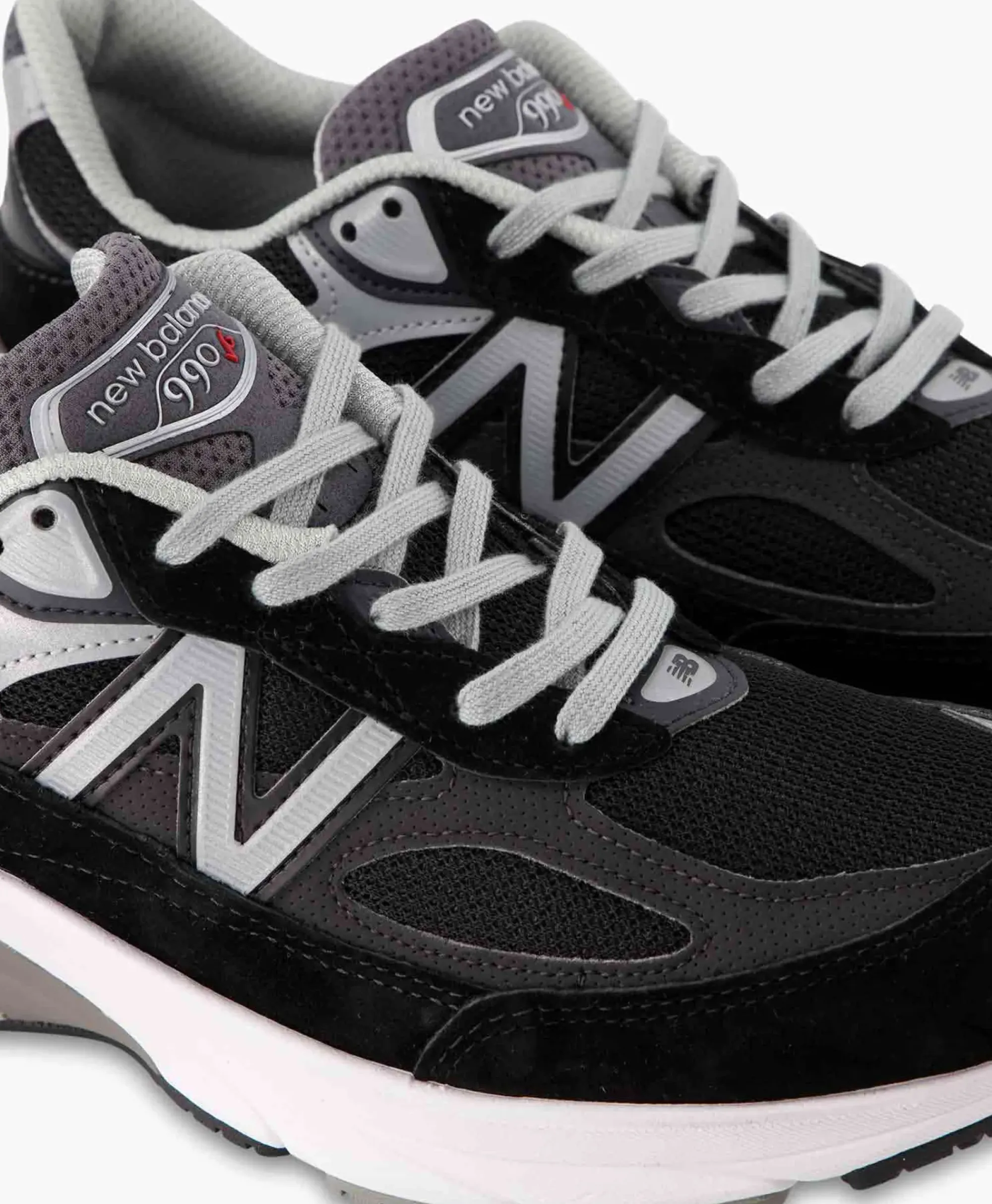 Sneakers^New Balance Sneaker M990V6 Zwart