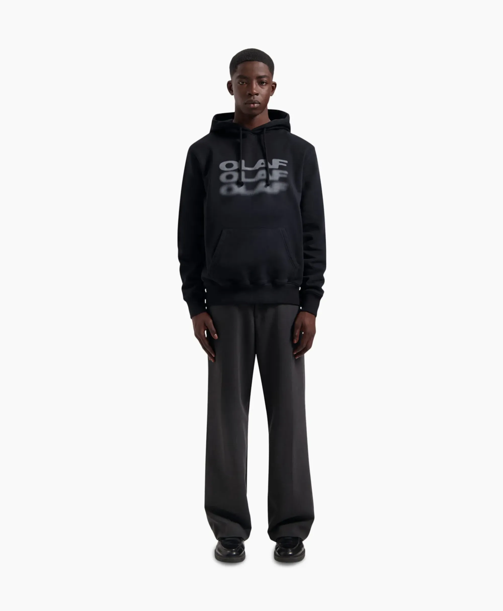 Truien^Olaf Hussein Hoodie Blur Logo Zwart