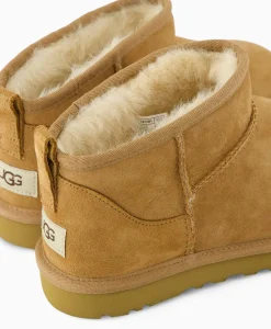 Laarzen^Ugg Enkellaars Classic Ultra Mini Cognac