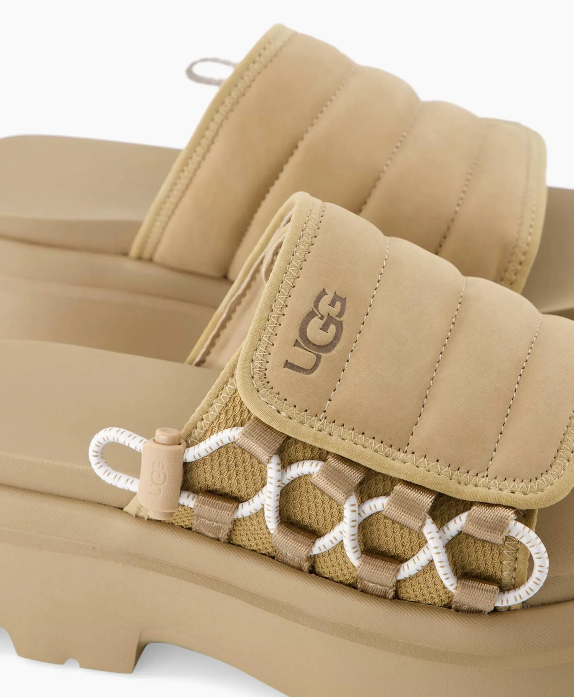 Sandalen^Ugg Sandaal Zonder Hak W Callie Beige